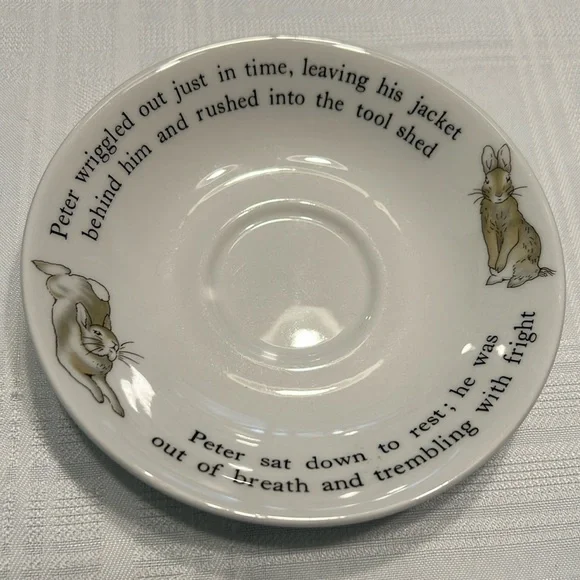Beatrix Potter Designs Peter Rabbit Wedgwood Saucer Numbered 63 - Picture 1 of 4